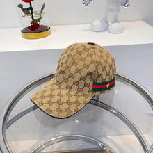 Cargar imagen en el visor de la galería, Outdoor Sports Hat Thickened Cotton Snapback Caps