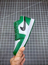 Cargar imagen en el visor de la galería, Casual Sports Shoes Breathable Sneaekrs Running Shoes