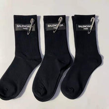 Cargar imagen en el visor de la galería, Cool Letter Print Socks Cotton Socks White Socks