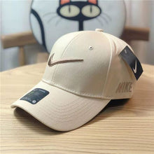 Cargar imagen en el visor de la galería, New Fashion Racing Cap Classic Hat Cap
