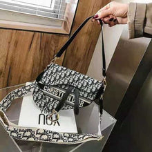 Cargar imagen en el visor de la galería, Women Quilted PU Leather Chains Handbag Shoulder Party Evening Bag
