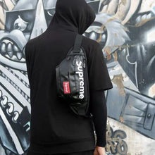 Cargar imagen en el visor de la galería, Pack for Men Women Leather Wasit Pack Bag for Outdoors Workout Traveling Running Hiking Cycling
